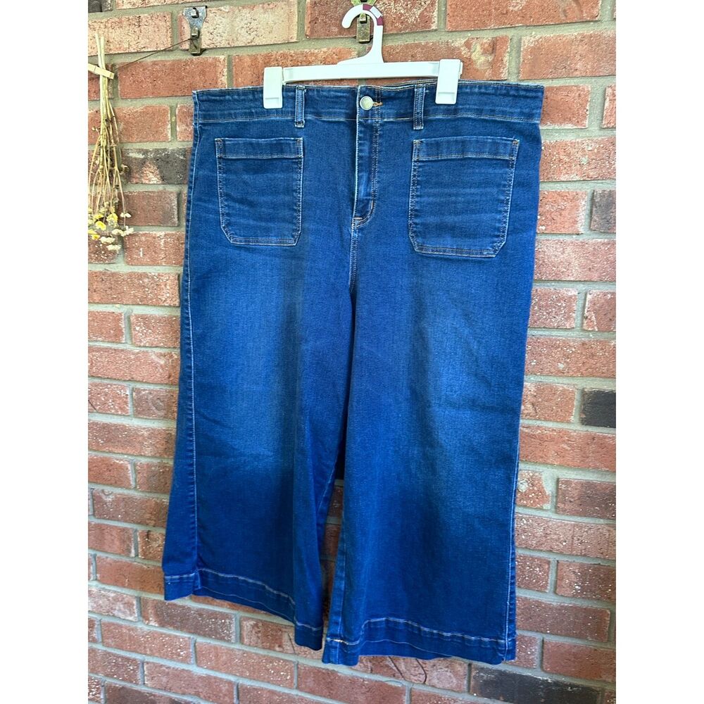 Belle & Isle Women's Size 22 Wide Leg Cropped Jeans – Medium Blue